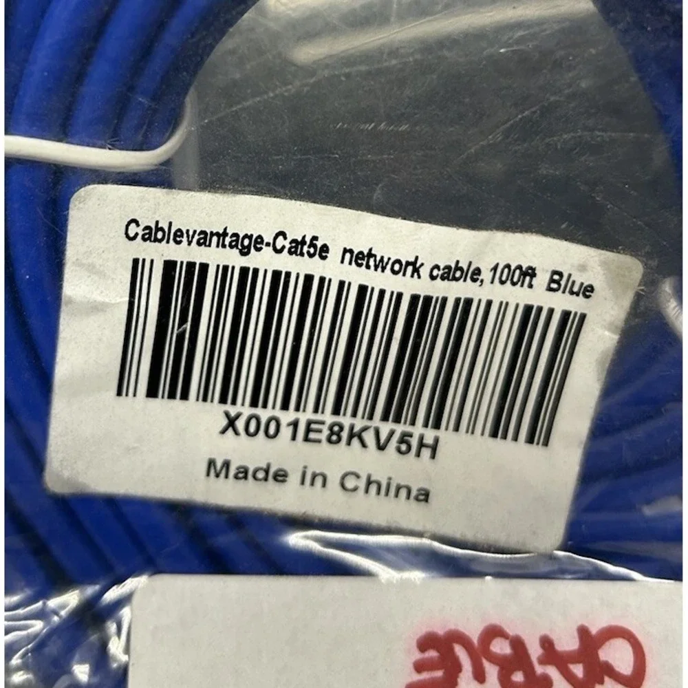 Cable Vantage Cat 5e 100ft Network Blue Cable New